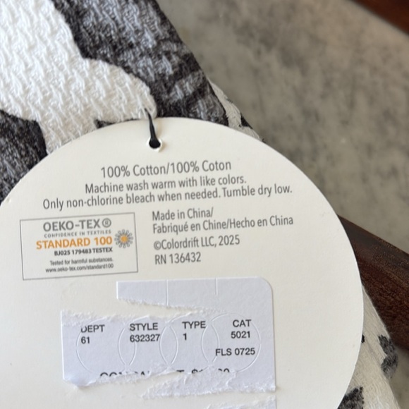 NWT SET/2 Halloween Black and White Bats Stars Goth Kitchen Hand Tea Towels - Picture 7 of 7